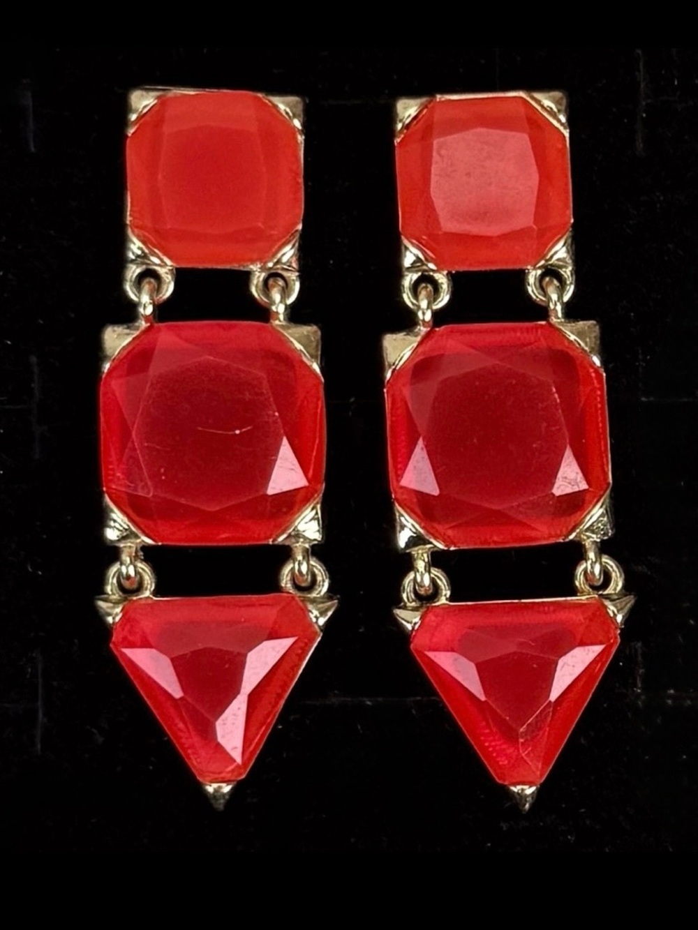 Pretty vibrant, lightweight costume pierced dangle earrings